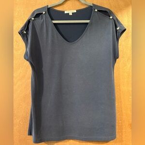 Green Envelope brand gray tshirt with button details on sleeves. Medium